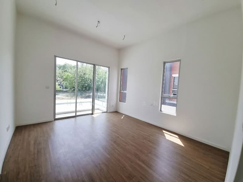 2-storey Terraced House for Sale in Bandar Gamuda Gardens (Rawang) - Hanif Hanz - Living Room - PropertyGuru.com.my