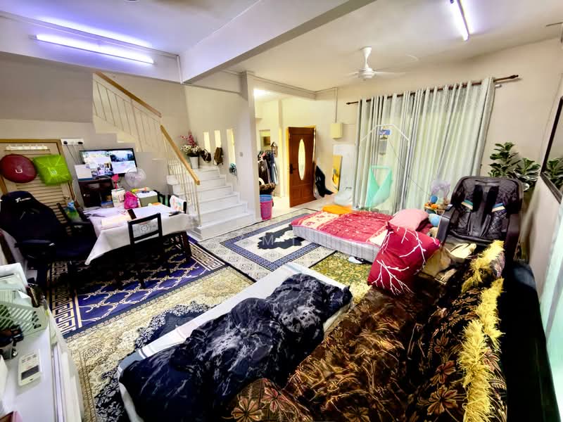 2-storey Terraced House for Sale in Rawang (Selangor) - Azmi . - Living Room - PropertyGuru.com.my