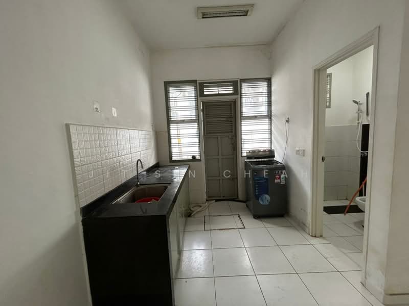 Rumah Teres 1.5 Tingkat untuk Disewa di Setia Eco Gardens (Gelang Patah) - Jit Sin Cheah - Kitchen - PropertyGuru.com.my