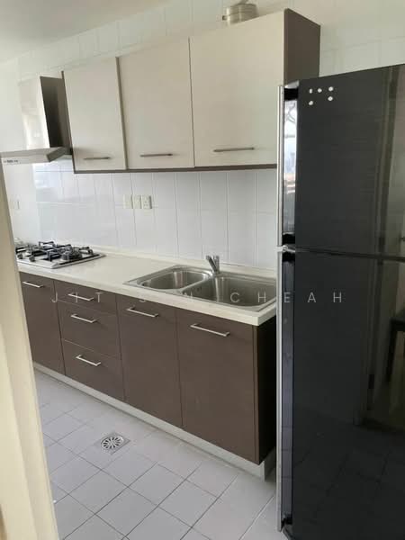 Condominium for Rent at Ujana Executive Apartment - Jit Sin Cheah - Kitchen - PropertyGuru.com.my