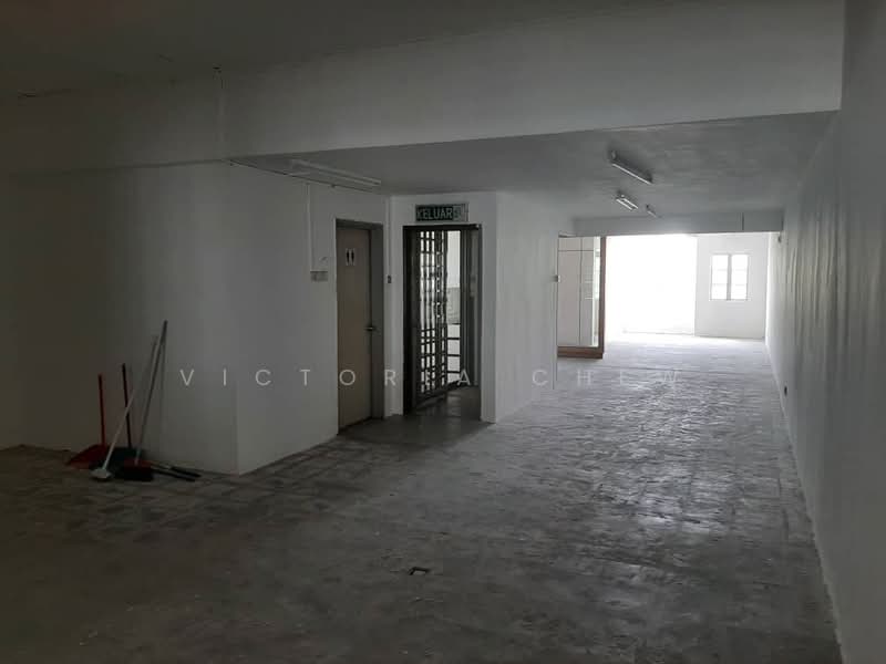 Taipan Business Centre untuk Untuk Disewa - RM 1,600 /bulan, Apr 2026 - Entrance - PropertyGuru.com.my