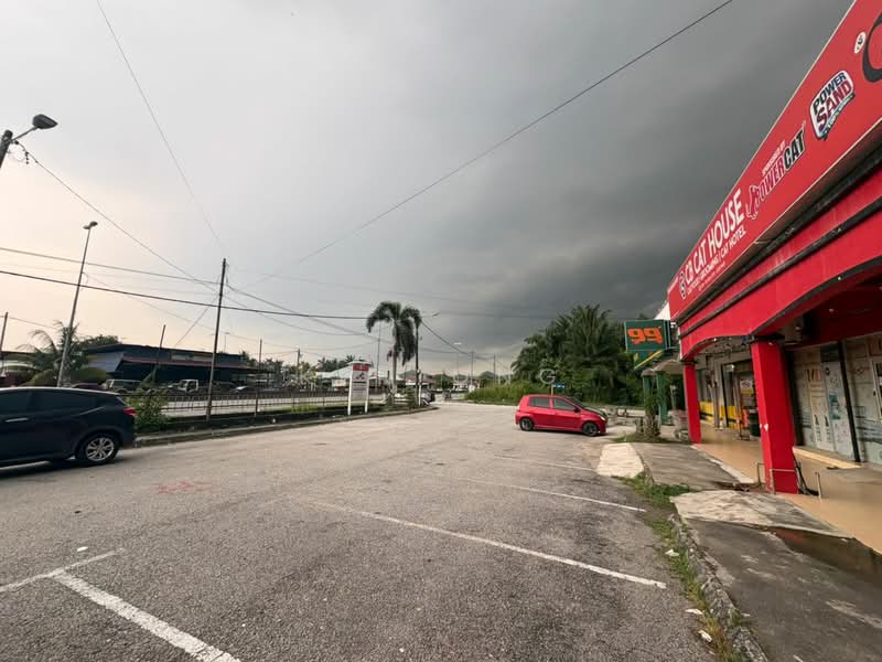 Kedai untuk Disewa di Kapar (Selangor) - Ken Ong - Exterior - PropertyGuru.com.my