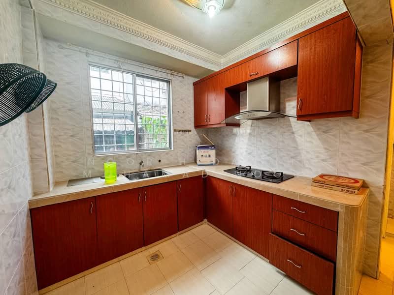 Rumah Teres 2 Tingkat untuk Dijual di Taman Murni (Cheras) - Noor Hidayah Mohamad Noor - Kitchen - PropertyGuru.com.my