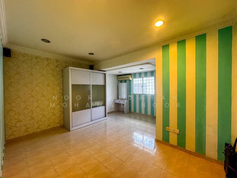 Rumah Teres 2 Tingkat untuk Dijual di Taman Murni (Cheras) - Noor Hidayah Mohamad Noor - Living Room - PropertyGuru.com.my