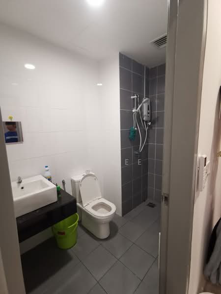 Condominium for Sale at The Wharf Residence - YC Lee - Bathroom - PropertyGuru.com.my