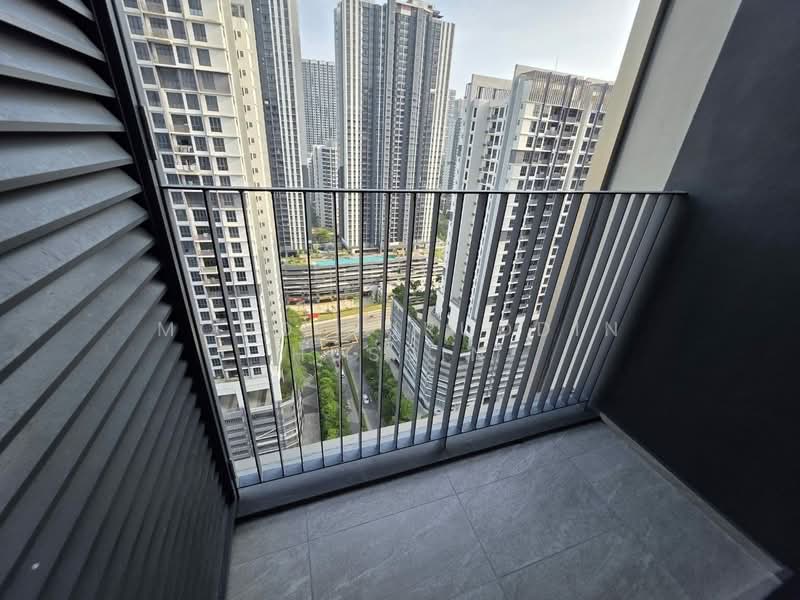 Service Residence for Rent at Altris Residences @ The Quartz WM - Mohd Nuruddin Hussin - Balcony - PropertyGuru.com.my