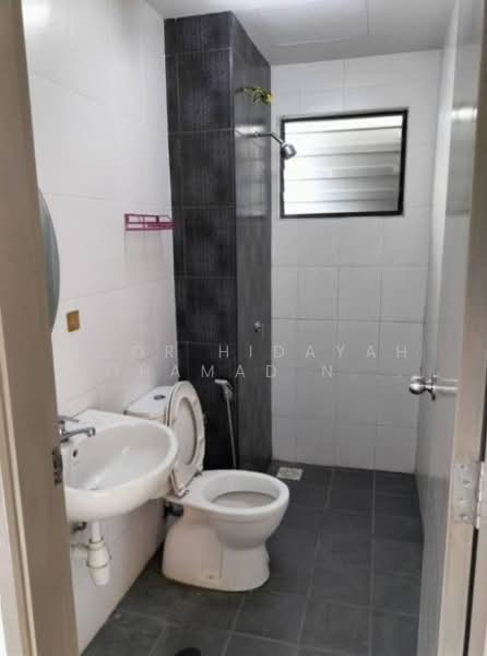 Condominium for Sale at Ameera Residence - Noor Hidayah Mohamad Noor - Bathroom - PropertyGuru.com.my