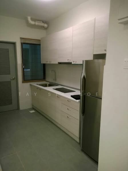 Service Residence for Sale at DK Senza - Tay SiewBoey - Kitchen - PropertyGuru.com.my
