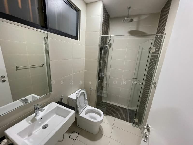 Service Residence for Sale at The Sentral Suites - Oscar Pong - Bathroom - PropertyGuru.com.my