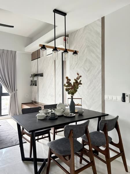 Service Residence for Sale at The Sentral Suites - Oscar Pong - Dining Room - PropertyGuru.com.my