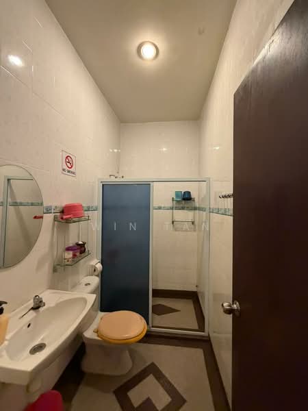 Condominium for Sale at Nusavilla - Win Tan - Bathroom - PropertyGuru.com.my