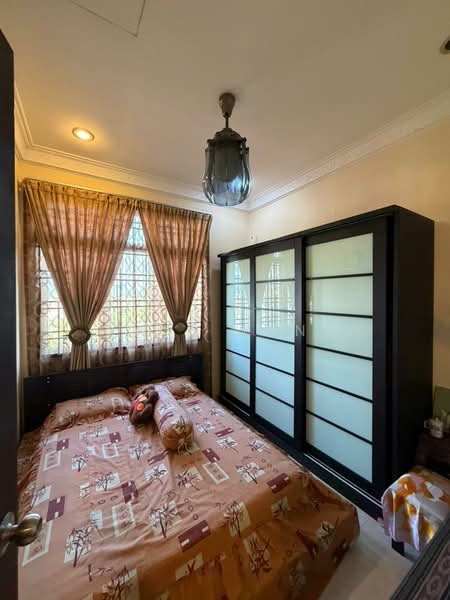 Condominium for Sale at Nusavilla - Win Tan - Bedroom - PropertyGuru.com.my