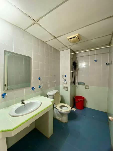 Condominium for Rent at Sri Alam Condominium - Mohamad Ariff - Bathroom - PropertyGuru.com.my