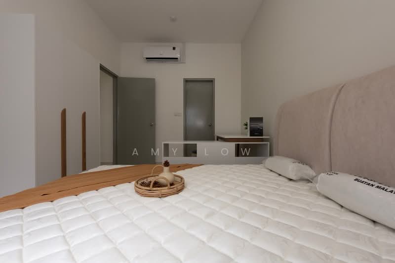 For Rent - Traders Park