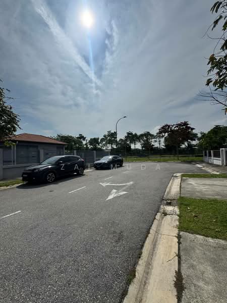 For Rent - Alam Impian