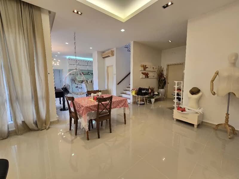 Semi-Detached House for Sale in Seri Sungai Long (Kajang) - Max Lee - Living Room - PropertyGuru.com.my
