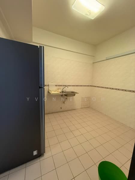 Condominium for Sale at Twin Towers - Yvonne Loh - Kitchen - PropertyGuru.com.my