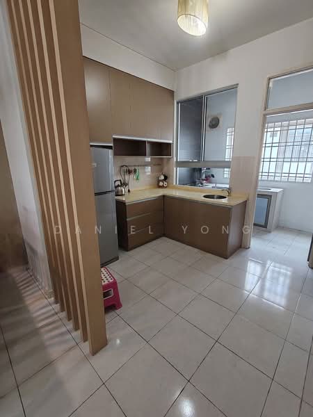 2.5-storey Terraced House for Sale in Taman Setia Indah (Tebrau) - Daniel Yong - Kitchen - PropertyGuru.com.my
