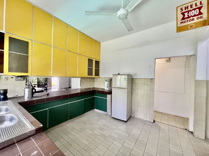 Bungalow for Sale in Bukit Gasing (Petaling Jaya) - Bernisa Bon - Kitchen - PropertyGuru.com.my
