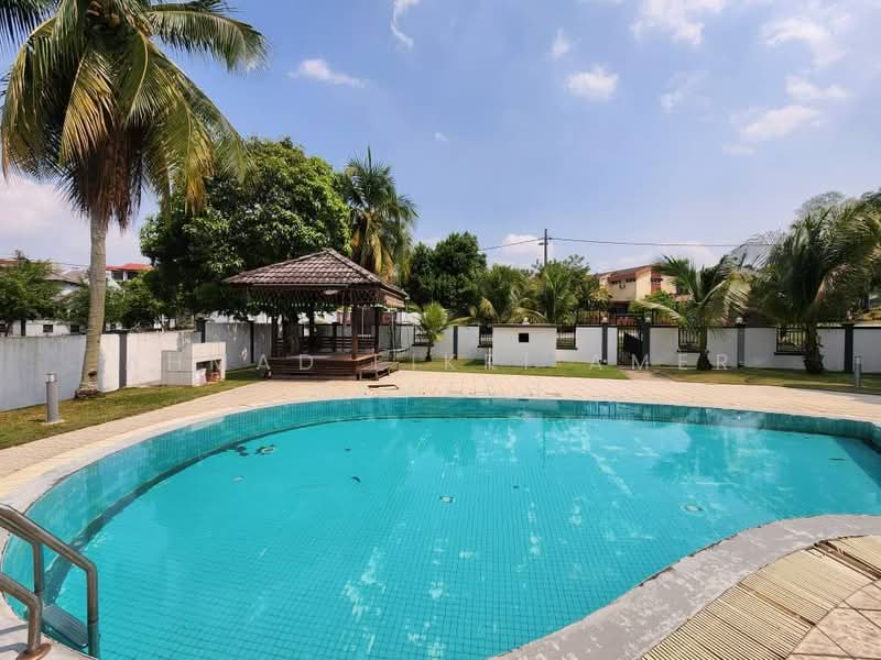 Bungalow for Sale in Seksyen 3 (Shah Alam) - Ahmad Fikri Amer Hamzah - Exterior - PropertyGuru.com.my