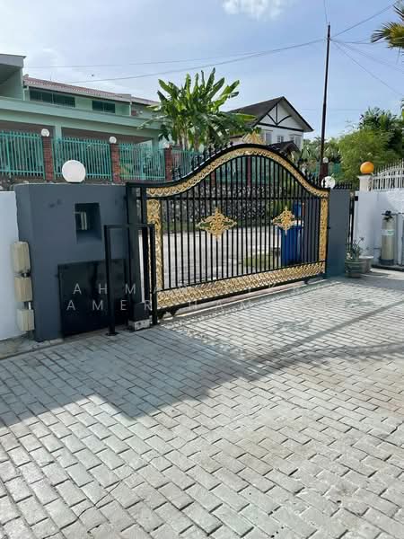 Bungalow for Sale in Seksyen 3 (Shah Alam) - Ahmad Fikri Amer Hamzah - Exterior - PropertyGuru.com.my