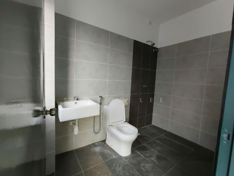 Cluster House for Sale in Taman Scientex Rawang (Rawang) - Samson Lee - Bathroom - PropertyGuru.com.my