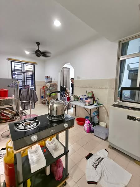Rumah Teres 1.5 Tingkat untuk Dijual di Johor Bahru (Johor) - Ellen Yeap - Kitchen - PropertyGuru.com.my