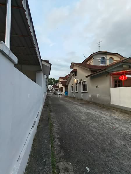 Rumah Teres 1.5 Tingkat untuk Dijual di Johor Bahru (Johor) - Ellen Yeap - Exterior - PropertyGuru.com.my