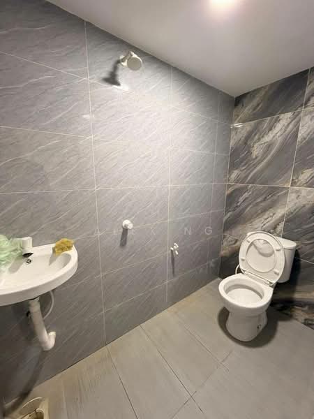 Permas Jaya untuk Untuk Dijual - RM 398,000, Apr 2026 - Bathroom - PropertyGuru.com.my