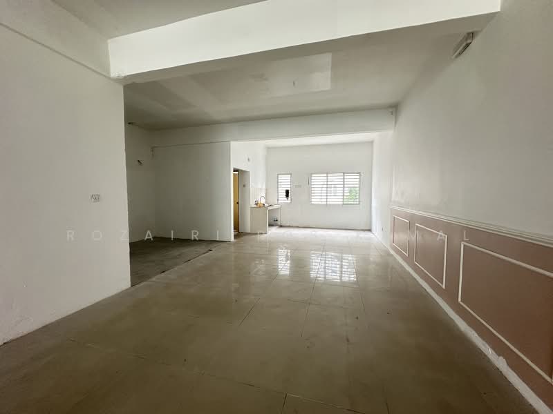 Shop / Office for Rent in Seksyen 7 (Shah Alam) - Rozairi Ros Kamal - Interior - PropertyGuru.com.my