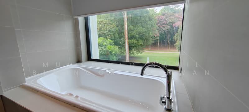 East Residence @ KLGCC Resort untuk Untuk Disewa - RM 14,500 /bulan, Apr 2026 - Bathroom - PropertyGuru.com.my