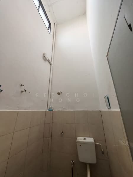Taman Wawasan untuk Untuk Dijual - RM 268,000, Apr 2026 - Bathroom - PropertyGuru.com.my