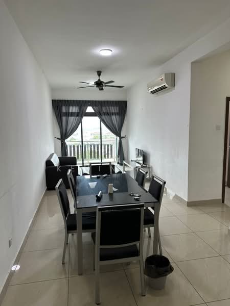 D'Secret Garden (Pangsapuri Kempas Indah) untuk Untuk Disewa - RM 2,000 /bulan, Apr 2026 - Living Room - PropertyGuru.com.my