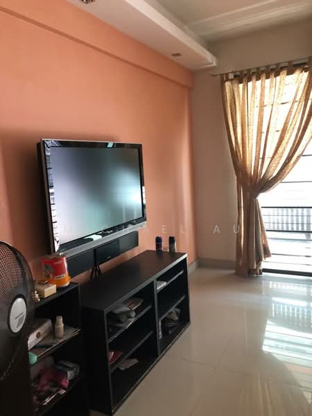 Servis Apartment untuk Dijual di D'Alamanda - Michael Au - Living Room - PropertyGuru.com.my