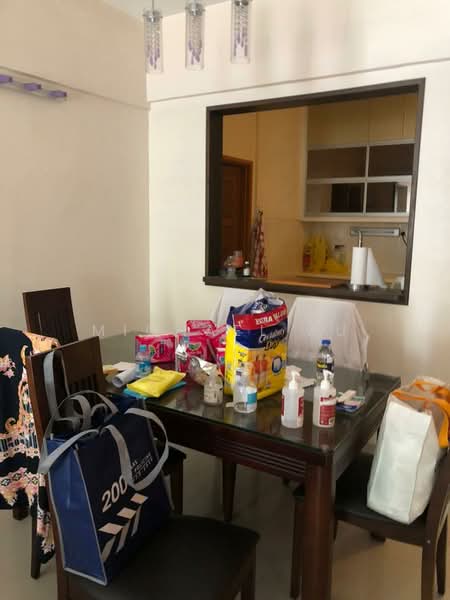 Servis Apartment untuk Dijual di D'Alamanda - Michael Au - Dining Room - PropertyGuru.com.my