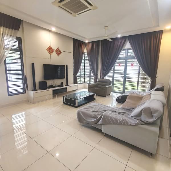 Semi-Detached House for Rent in Taman Impian Emas (Skudai) - Kino Jaw - Living Room - PropertyGuru.com.my
