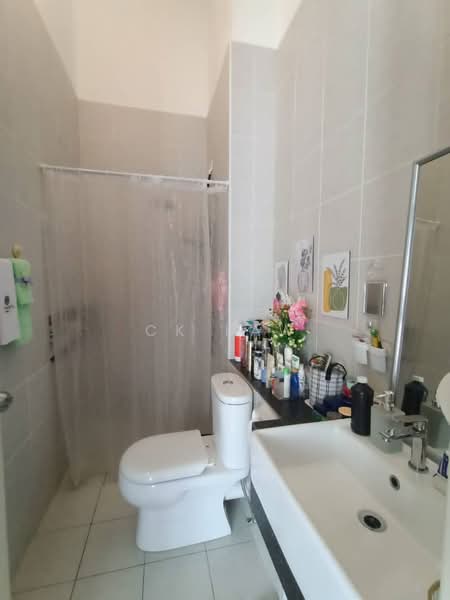 Rumah Teres 2-Tingkat untuk Dijual di Eco Forest (Semenyih) - CK Law - Bathroom - PropertyGuru.com.my