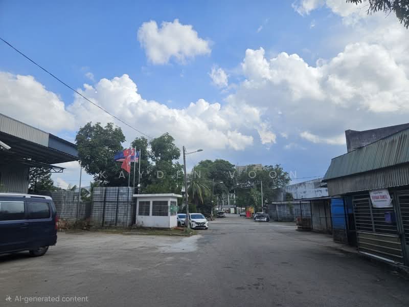 Taman Daya 1.5 Storey Semi D Factory - 5