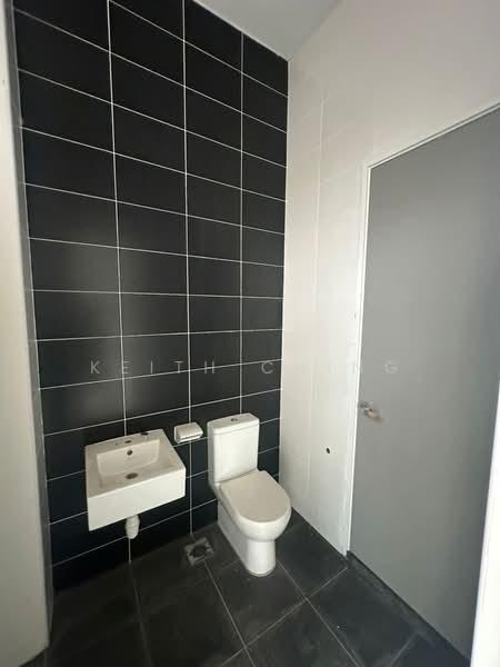 2-storey Terraced House for Sale in Taman Mount Austin (Tebrau) - Keith Ching - Bathroom - PropertyGuru.com.my