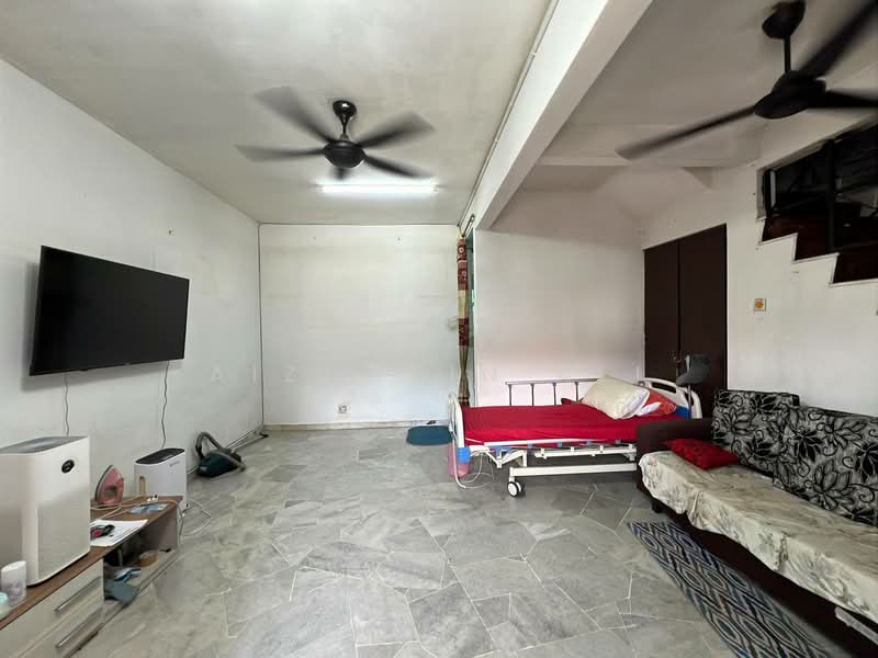 Terraced House for Sale in Subang Jaya (Selangor) - Aizuddin Ali - Living Room - PropertyGuru.com.my