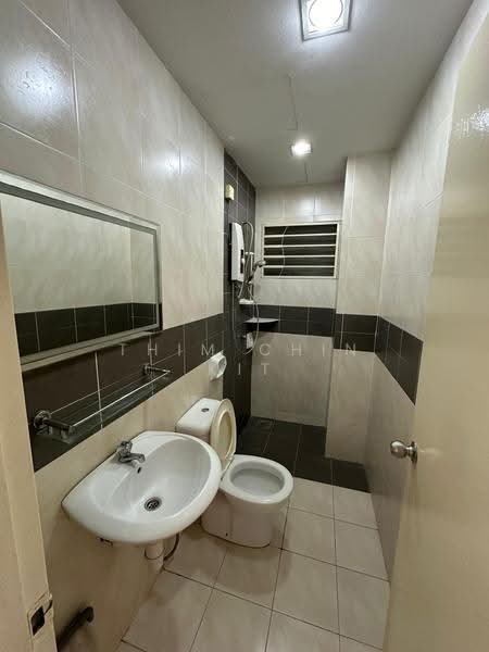 Apartment for Sale at Putra Suria Residence - Thim Chin Kit - Bathroom - PropertyGuru.com.my