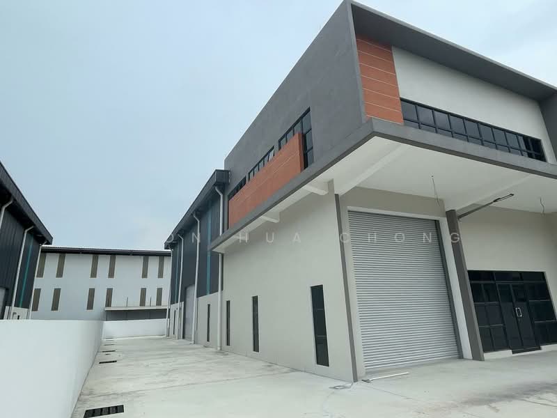 Semi-D Factory for Rent in Nilai (Negeri Sembilan) - Choon Hua Chong - Exterior - PropertyGuru.com.my