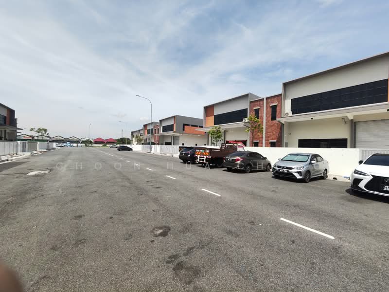 Semi-D Factory for Rent in Nilai (Negeri Sembilan) - Choon Hua Chong - Exterior - PropertyGuru.com.my