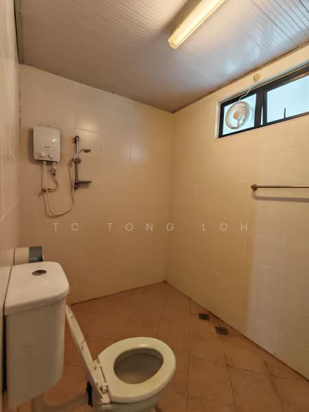 For Rent - 38, Lorong Idaman 1 /1