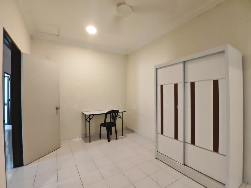 For Rent - 38, Lorong Idaman 1 /1