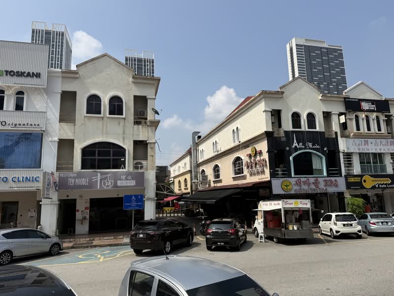 Shop for Rent in Dataran Sunway (Kota Damansara) - Alex Liew - Exterior - PropertyGuru.com.my