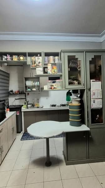 Condominium for Sale at Villa Condominium - Pen Teo - Kitchen - PropertyGuru.com.my