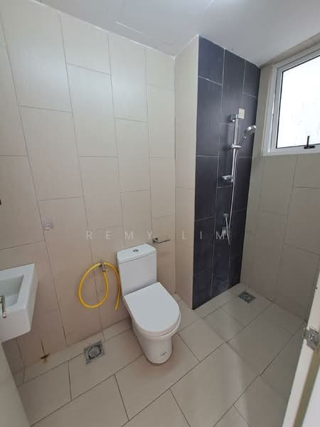 Condominium for Rent at Vina Residency (Vina Versatile Homes) - Remy Lim - Bathroom - PropertyGuru.com.my