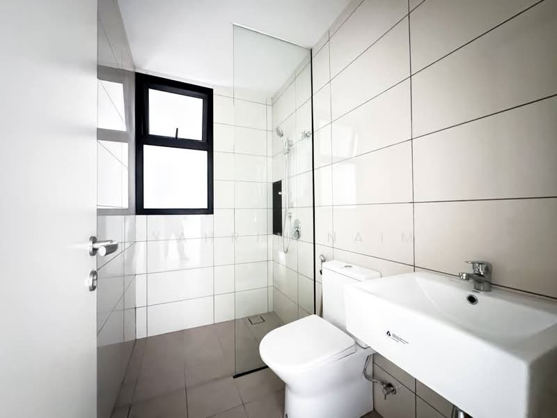Service Residence for Sale at Duta Park Residences - Syahrim Naim - Bathroom - PropertyGuru.com.my