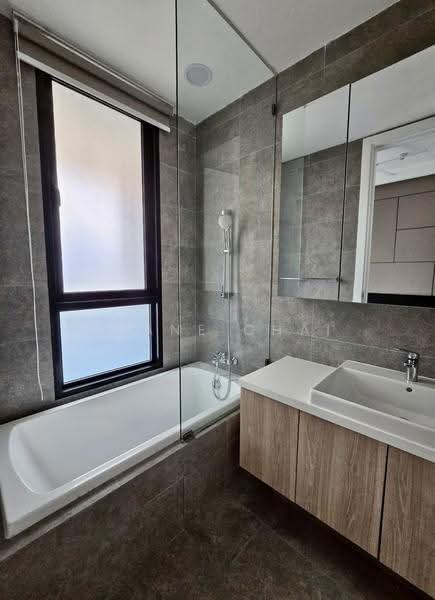 Kediaman Servis untuk Disewa di Kami - Joane Chai - Bathroom - PropertyGuru.com.my